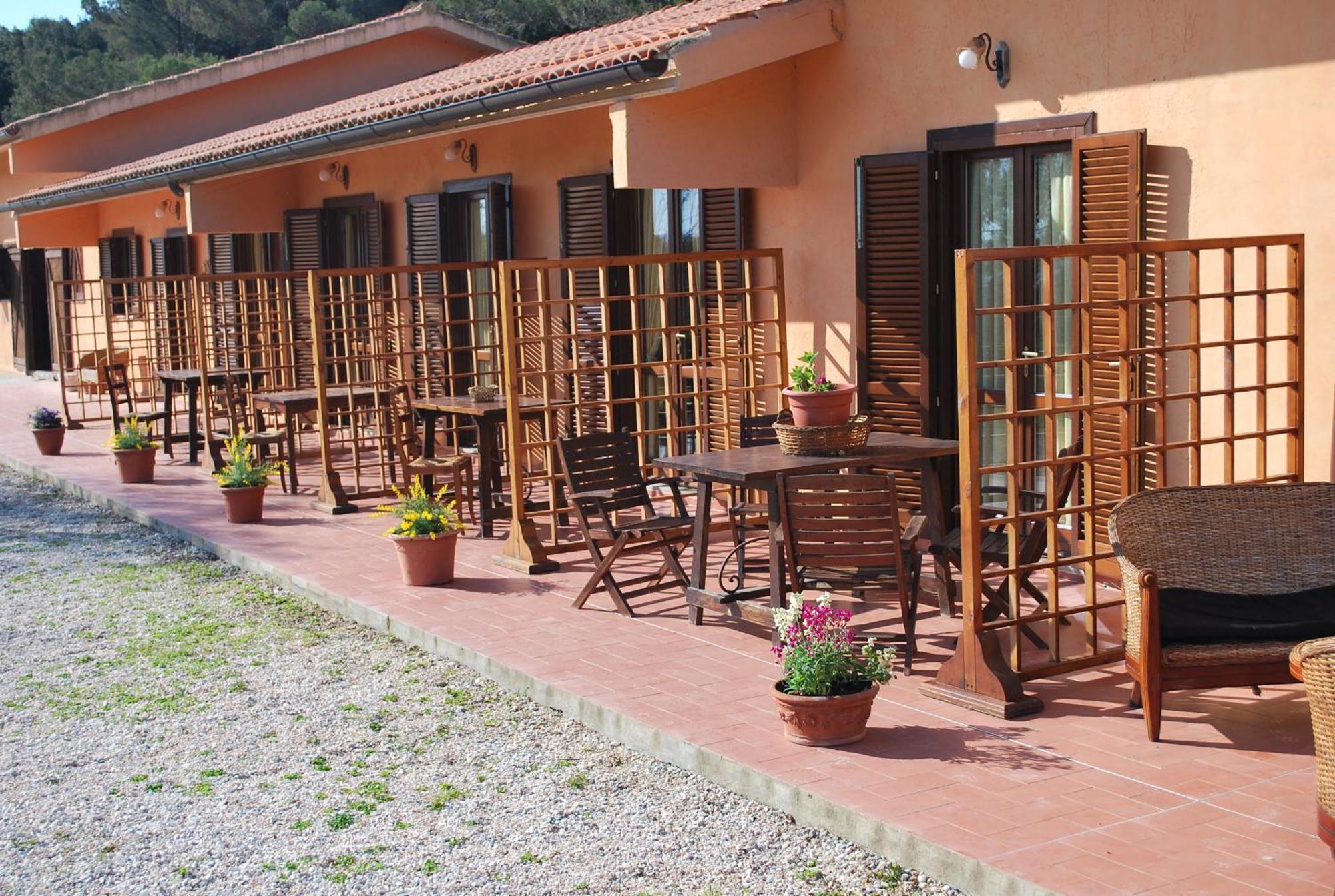 Erba Di Campo Residence Quercianella Exterior photo
